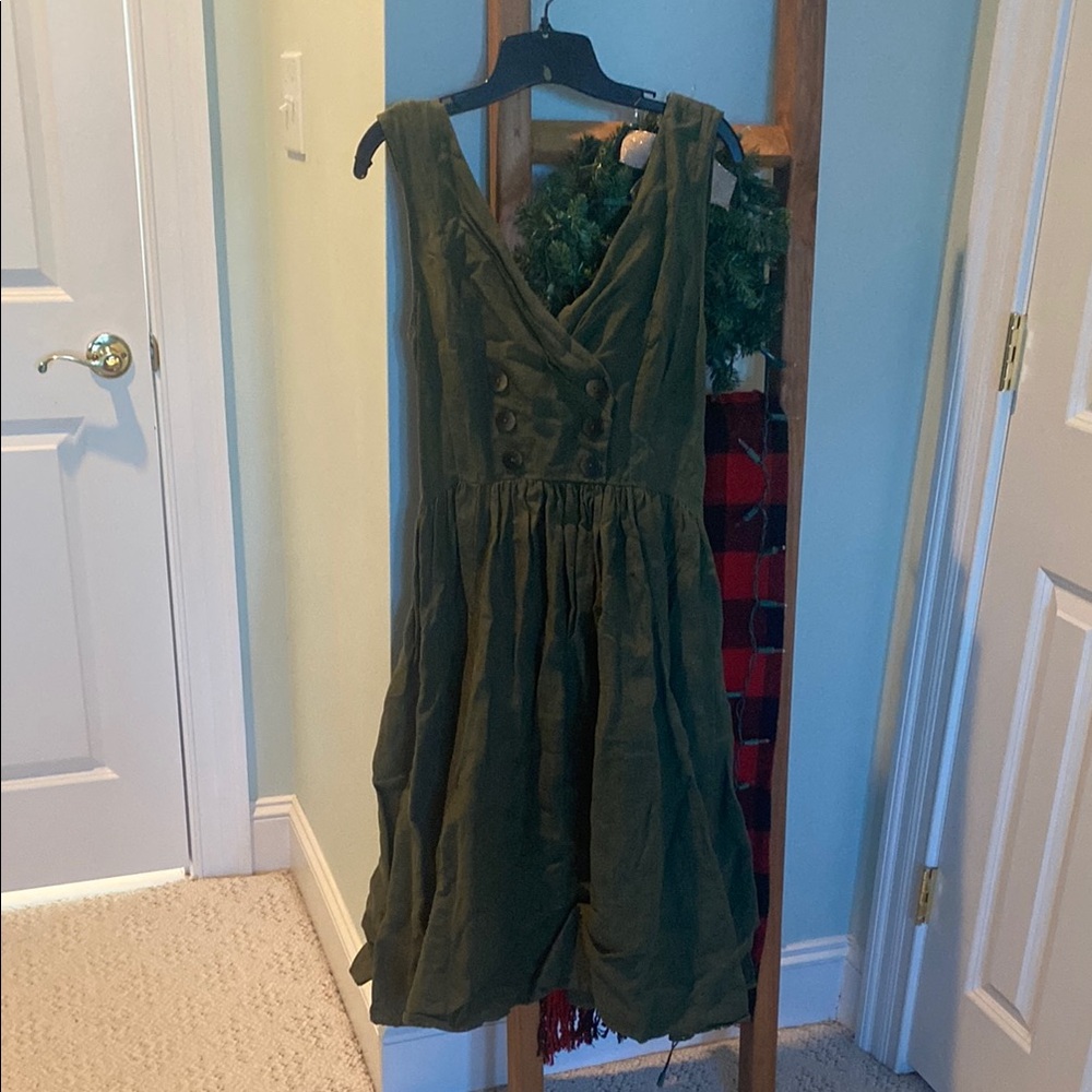 Green Linen Sleeveless Dress